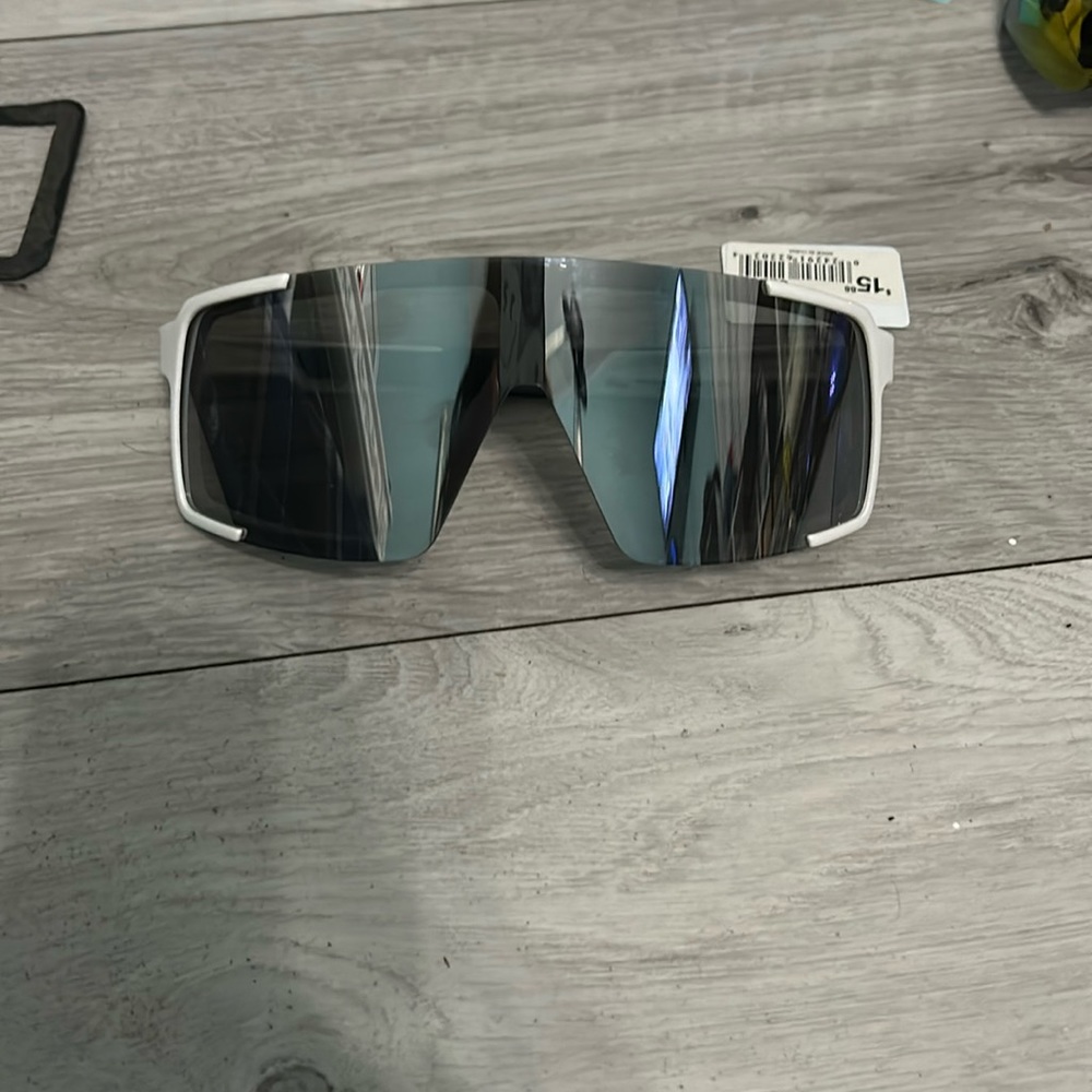 Pirhana sunglasses